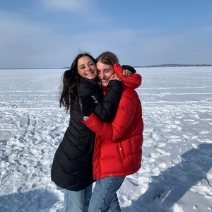 Meet your Posher, Julia